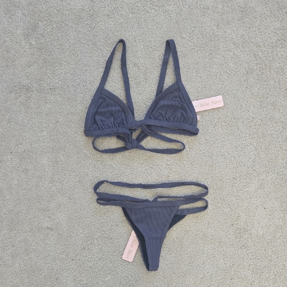 NWT Chloe Rose Revolve Birds Of Paradise Stone Gray Bikini Set XS - Picture 2 of 6